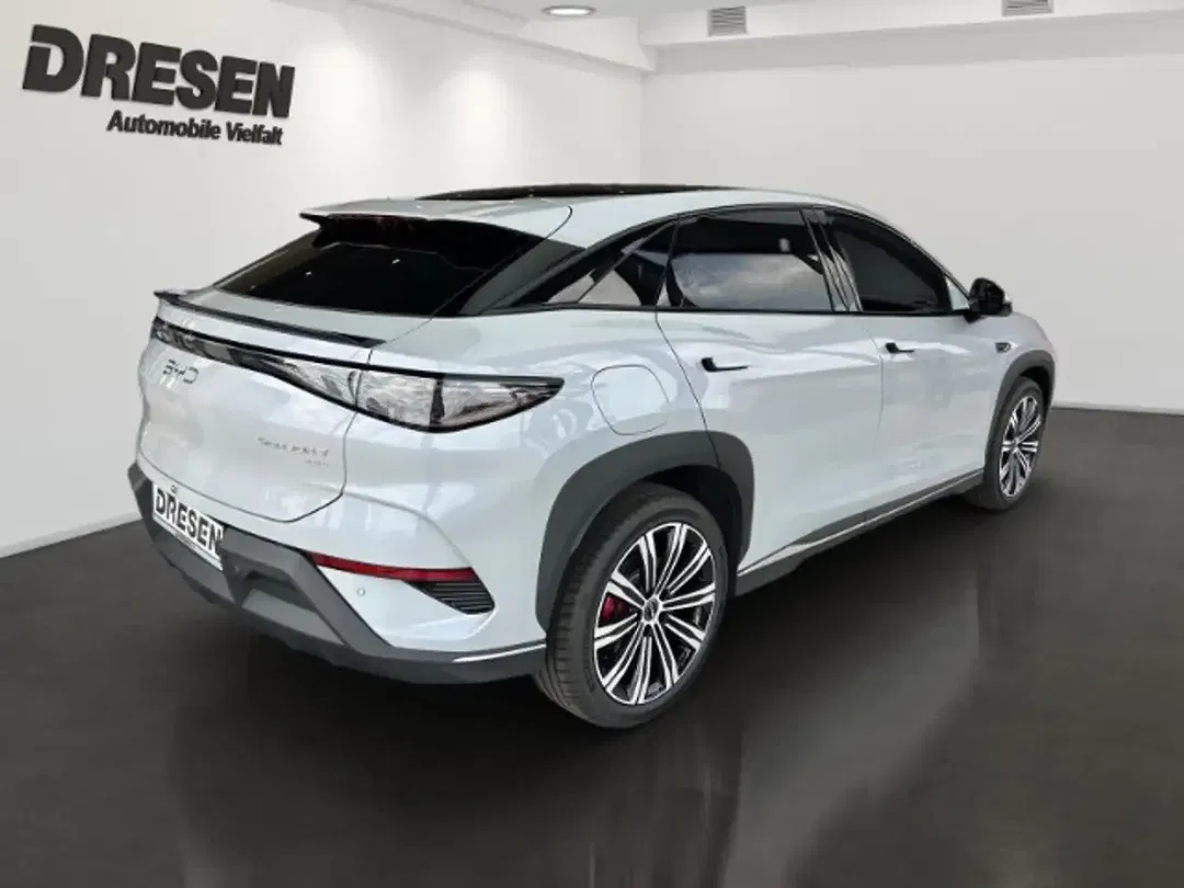 BYD Sealion 7 82.5 kWh AWD Design - Thumbnail 3