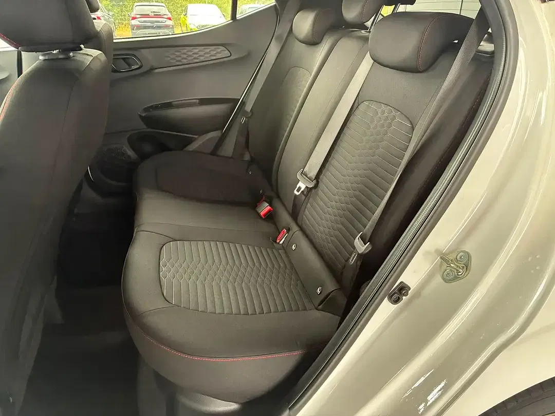 Hyundai i10 1.2 MPI N Line - Thumbnail 6