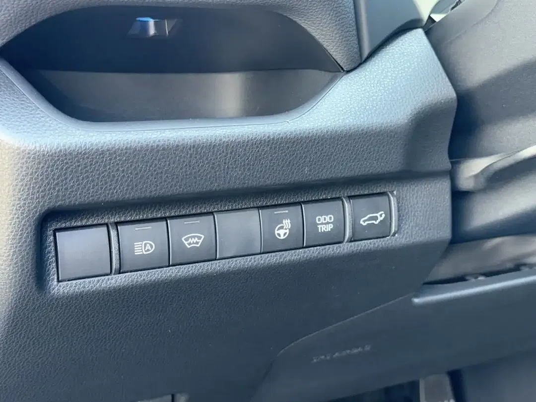 Suzuki Across Hybrid 4x4 Comfort+ - Thumbnail 16