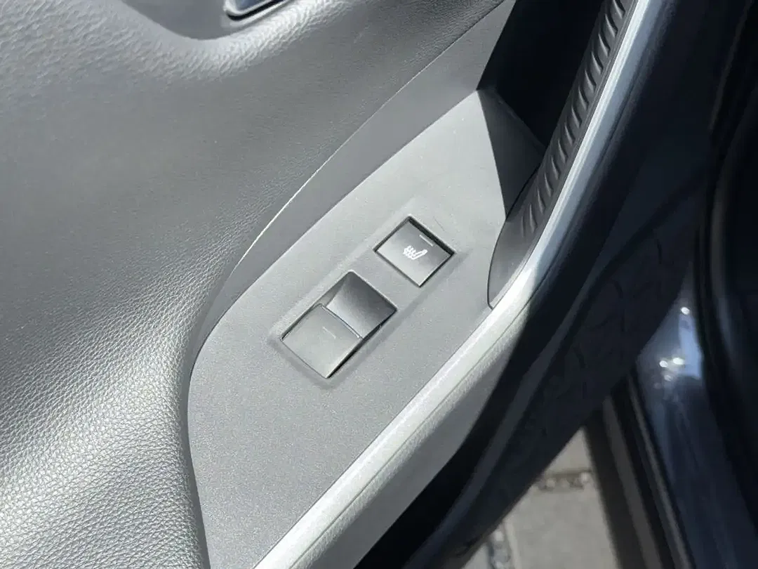 Suzuki Across Hybrid 4x4 Comfort+ - Thumbnail 17