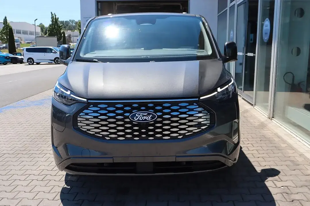 Ford Transit Custom Limited - Thumbnail 4