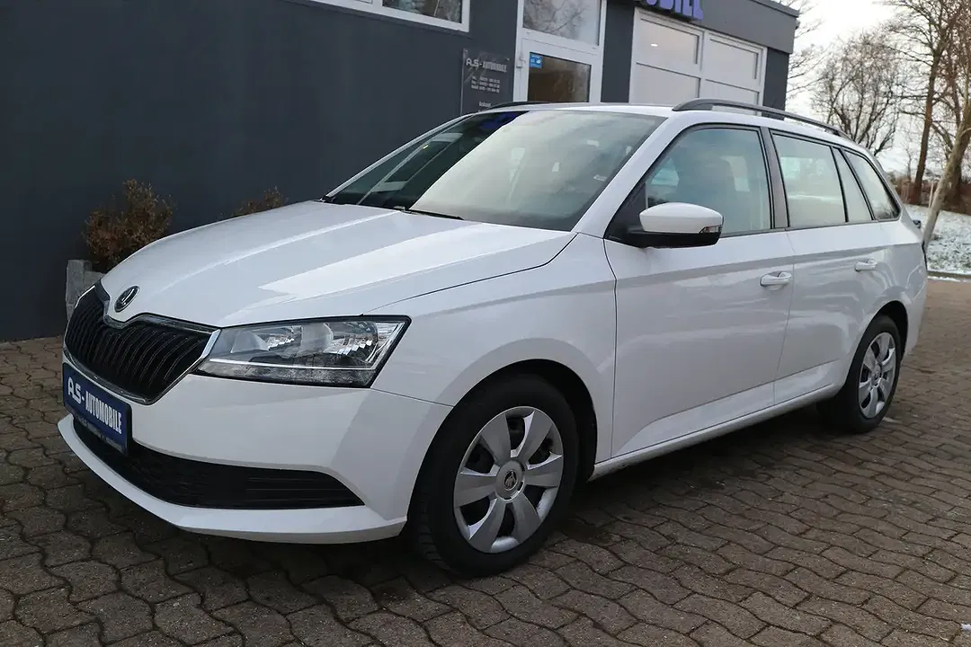 Skoda Fabia Combi Active - Thumbnail 3