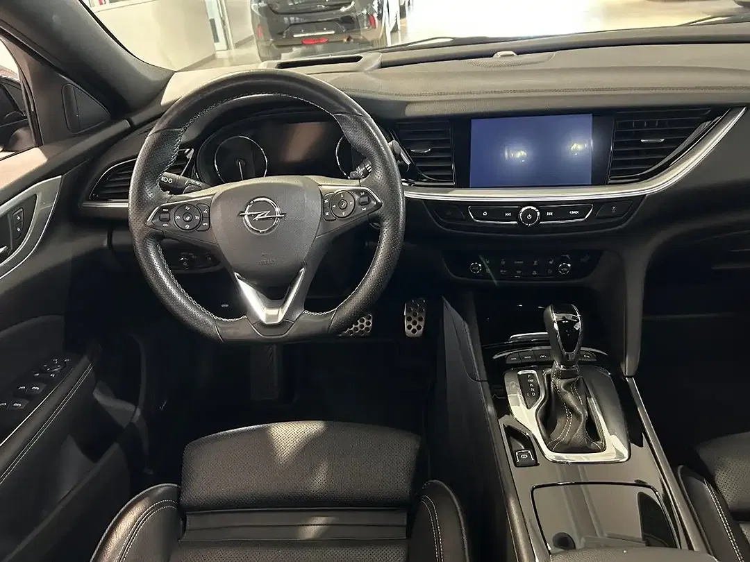 Opel Insignia 2.0 4x4 GSi - Thumbnail 9