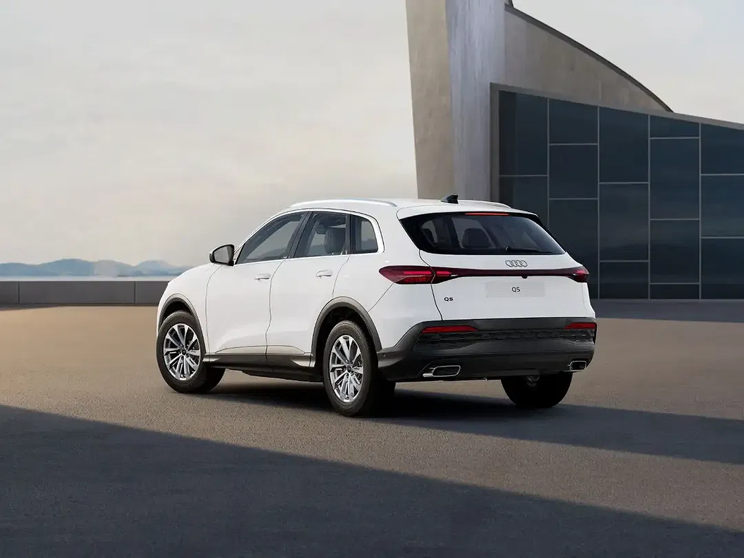 Audi Q5 TFSI S tronic - Thumbnail 4