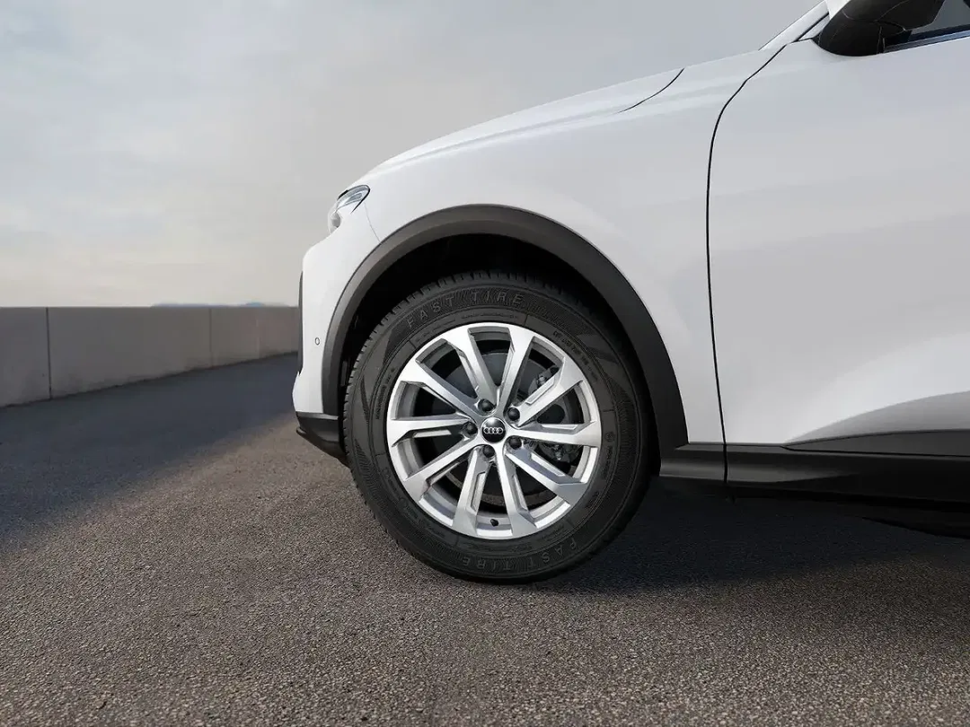Audi Q5 TFSI S tronic - Thumbnail 7