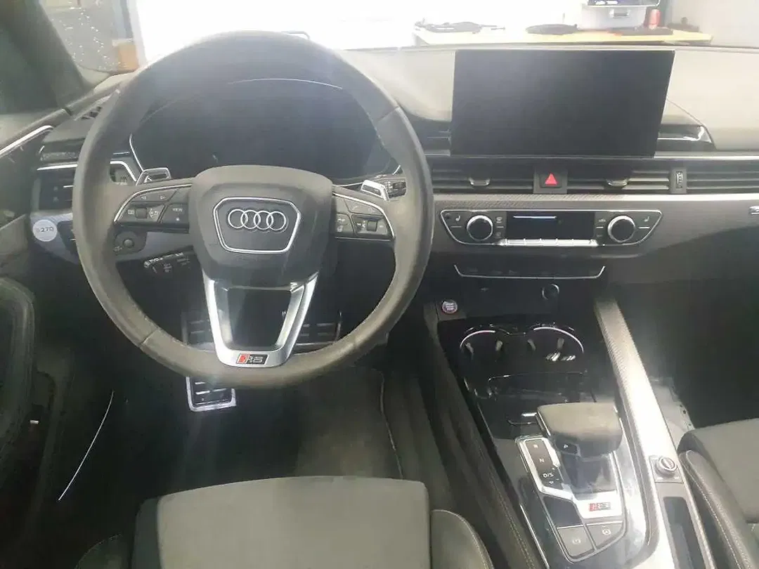 Audi RS4 Avant - Thumbnail 7