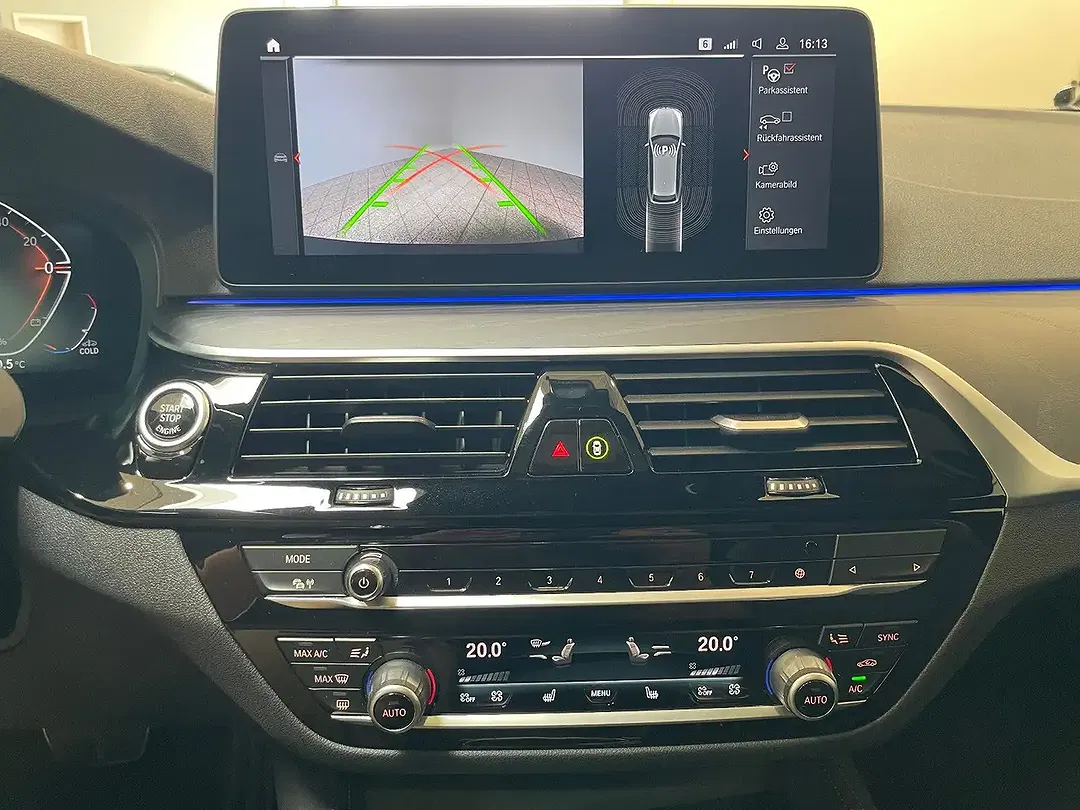 BMW 530 Touring M Sport - Thumbnail 15