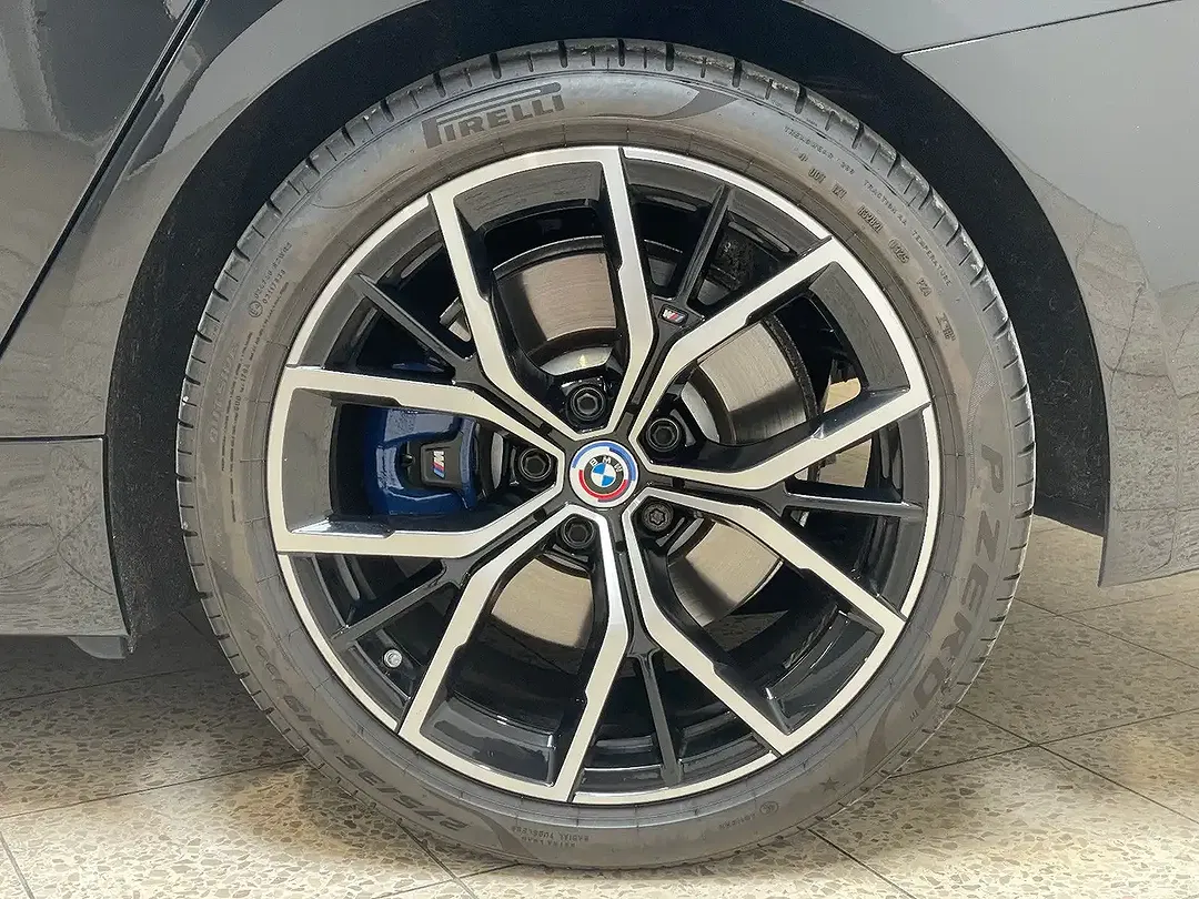BMW 530 Touring M Sport - Thumbnail 22