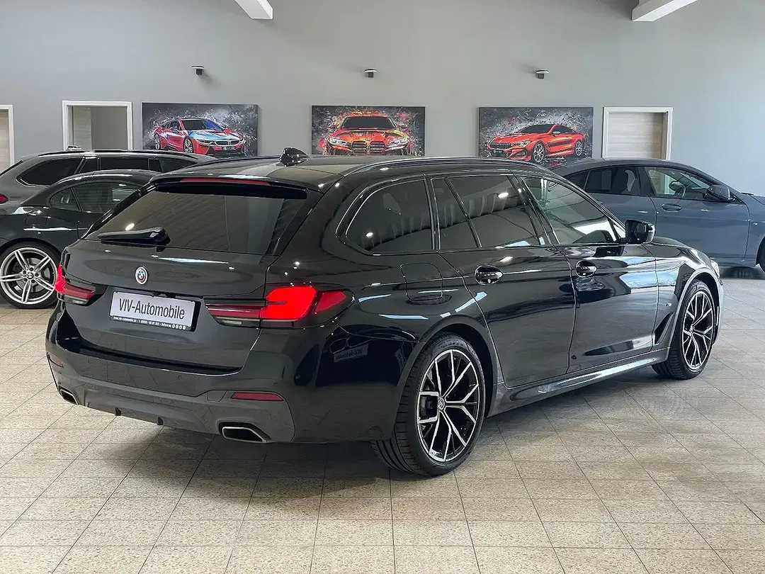 BMW 530 Touring M Sport - Thumbnail 4