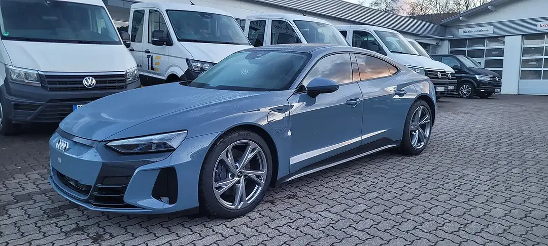 Audi e-tron GT quattro Base - foto 1