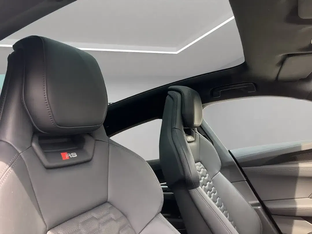 Audi e-tron GT quattro RS - Thumbnail 9