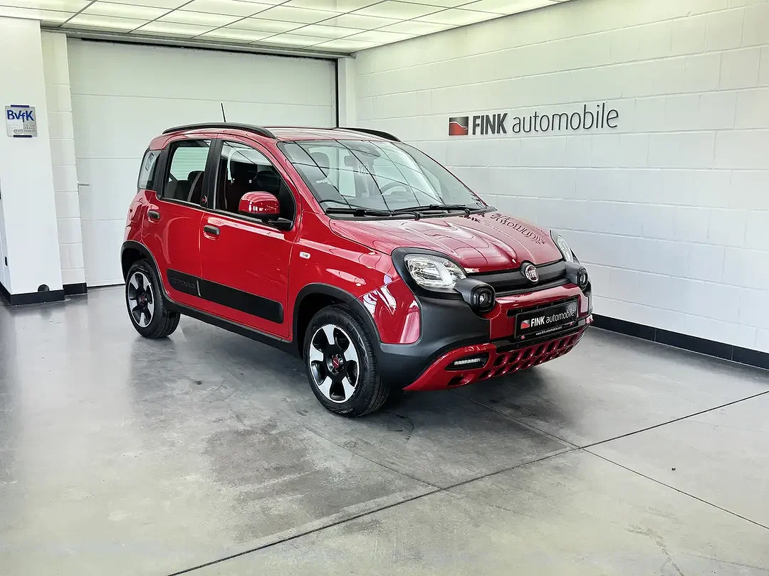 Fiat Panda 1.0 Hybrid RED Cross - Afbeelding 1