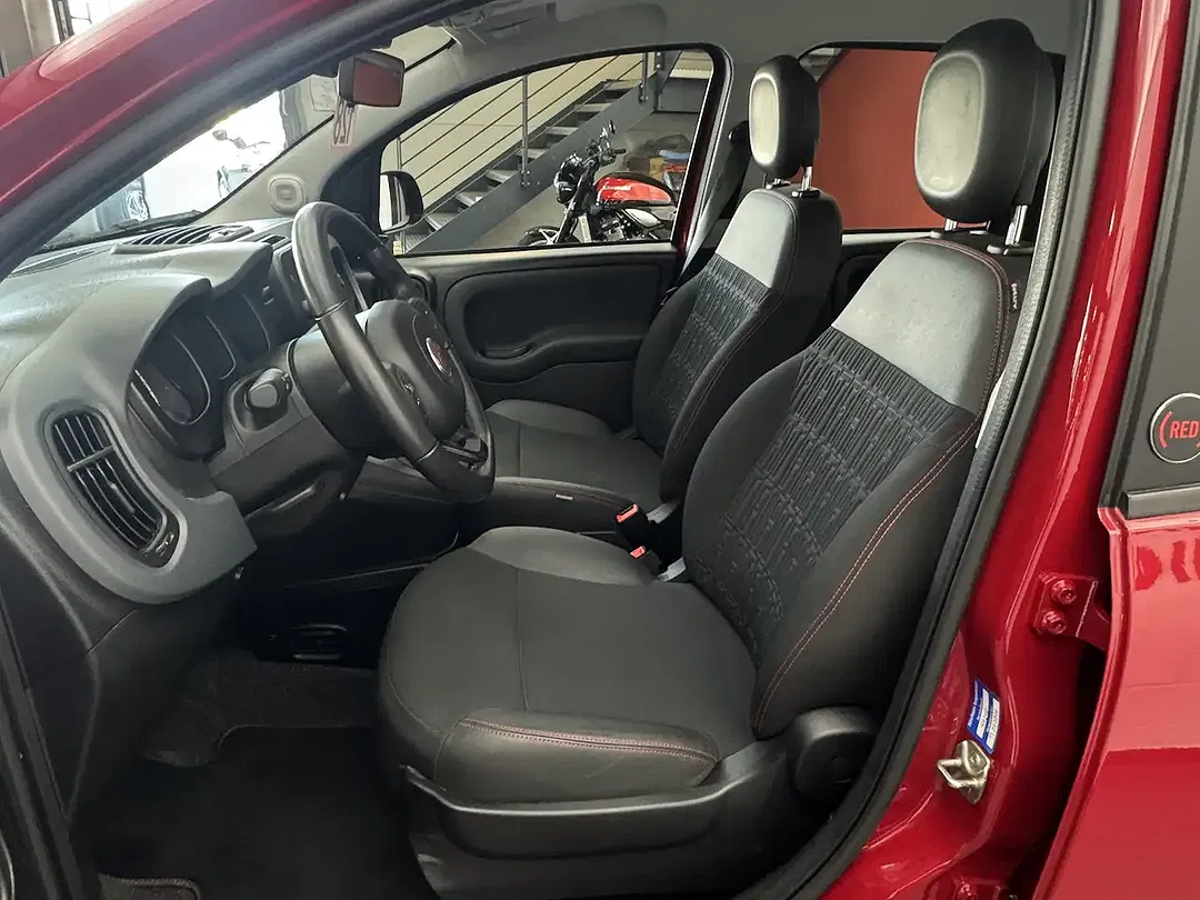Fiat Panda 1.0 Hybrid RED Cross - Thumbnail 11