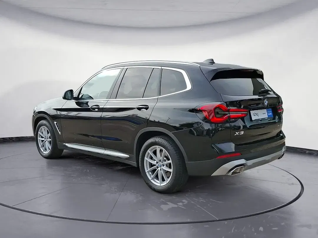 BMW X3 AUT xDrive - Thumbnail 4