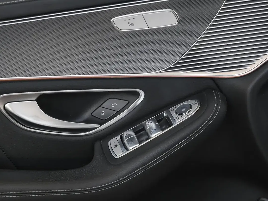 Mercedes-Benz EQC 400 4MATIC - Thumbnail 11
