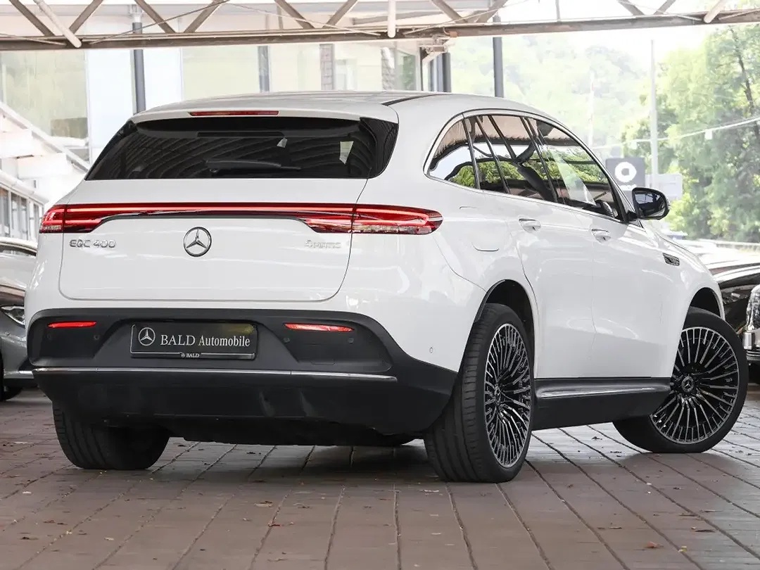 Mercedes-Benz EQC 400 4MATIC - Thumbnail 2