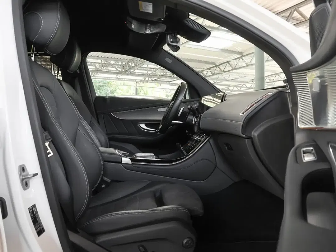Mercedes-Benz EQC 400 4MATIC - Thumbnail 4