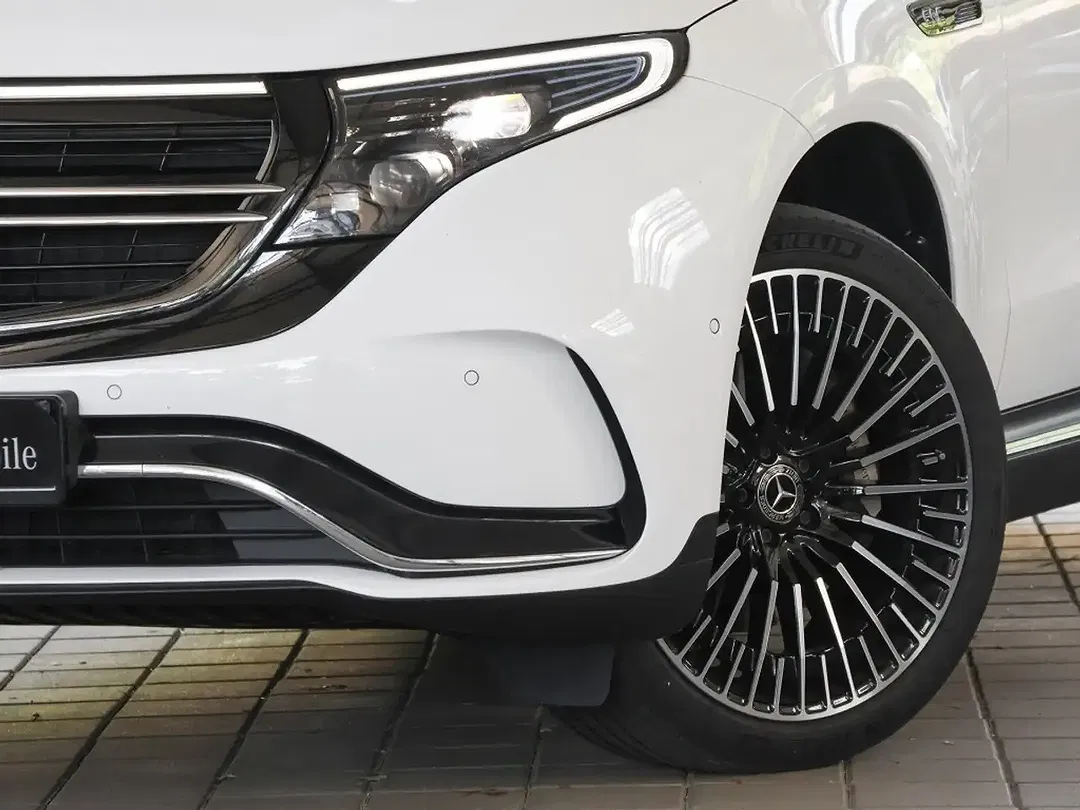 Mercedes-Benz EQC 400 4MATIC - Thumbnail 5