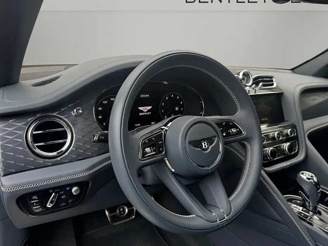 Bentley Bentayga 4.0 V8 - Thumbnail 6