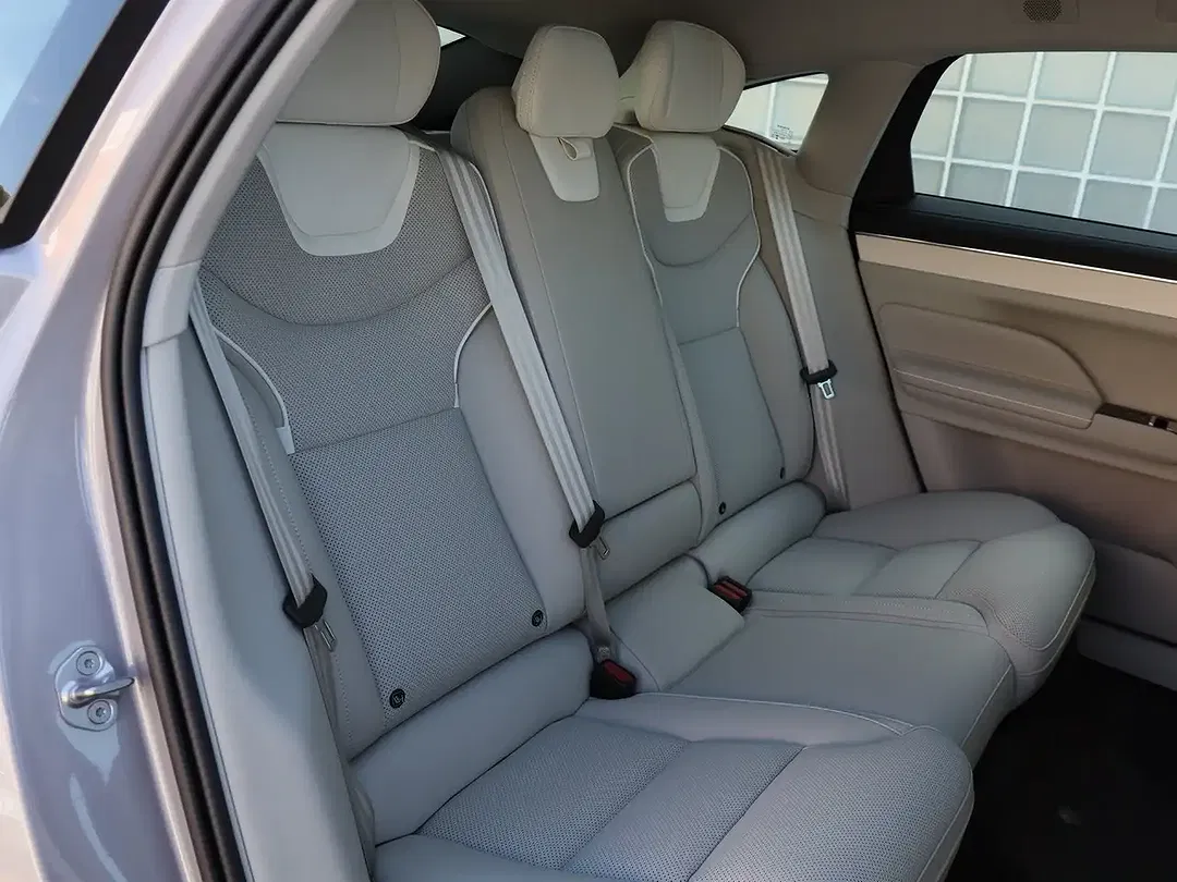 Volvo ES90 Ultra - Thumbnail 4