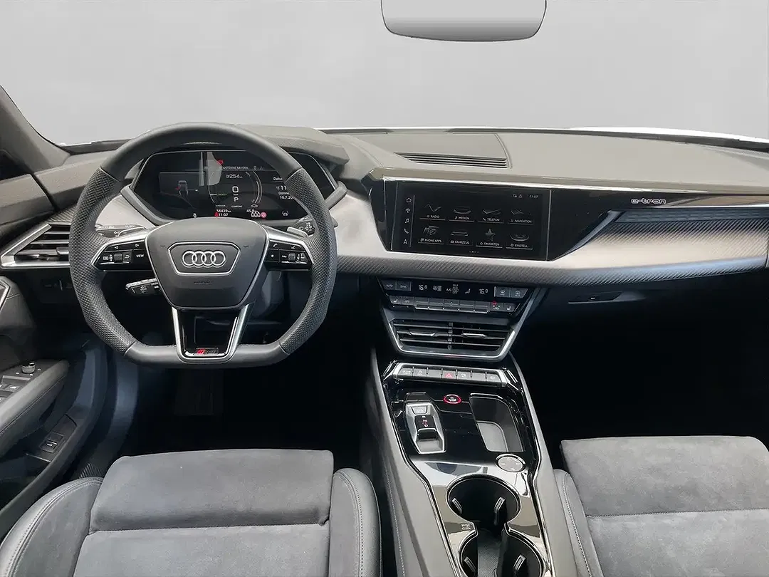 Audi e-tron GT quattro - Thumbnail 11