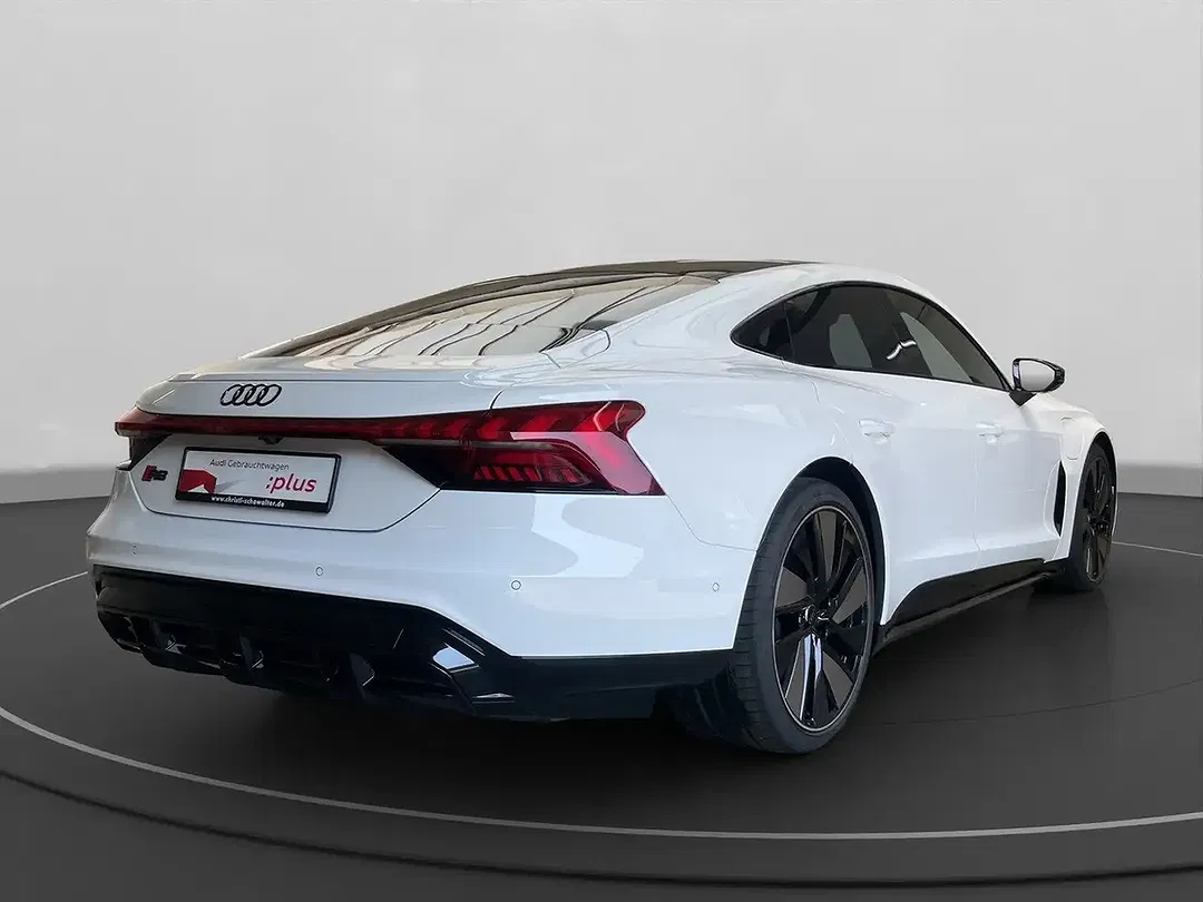 Audi e-tron GT quattro - Thumbnail 4