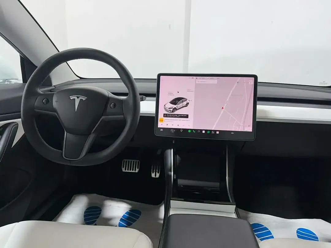Tesla Model 3 75 kWh AWD Long Range - Thumbnail 7