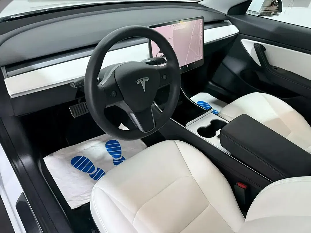 Tesla Model 3 75 kWh AWD Long Range - Thumbnail 8