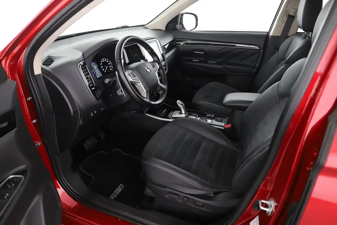 Mitsubishi Outlander PHEV 4WD Intense - Thumbnail 3