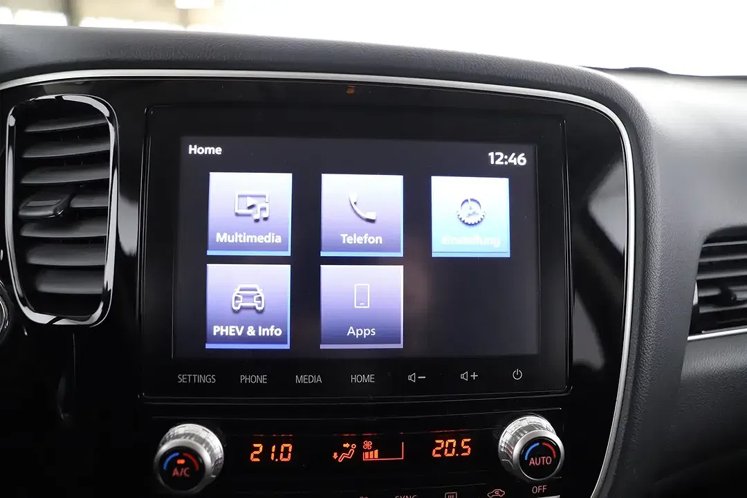 Mitsubishi Outlander PHEV 4WD Intense - Thumbnail 9