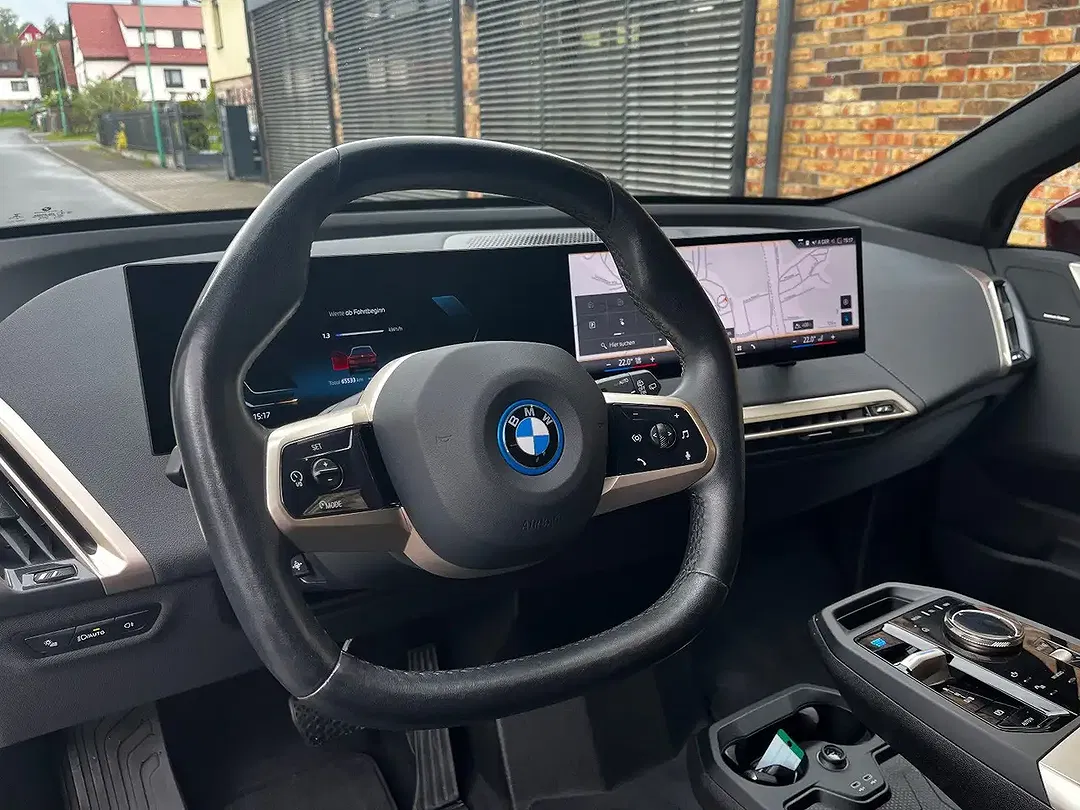 BMW iX xDrive Sport - Thumbnail 6