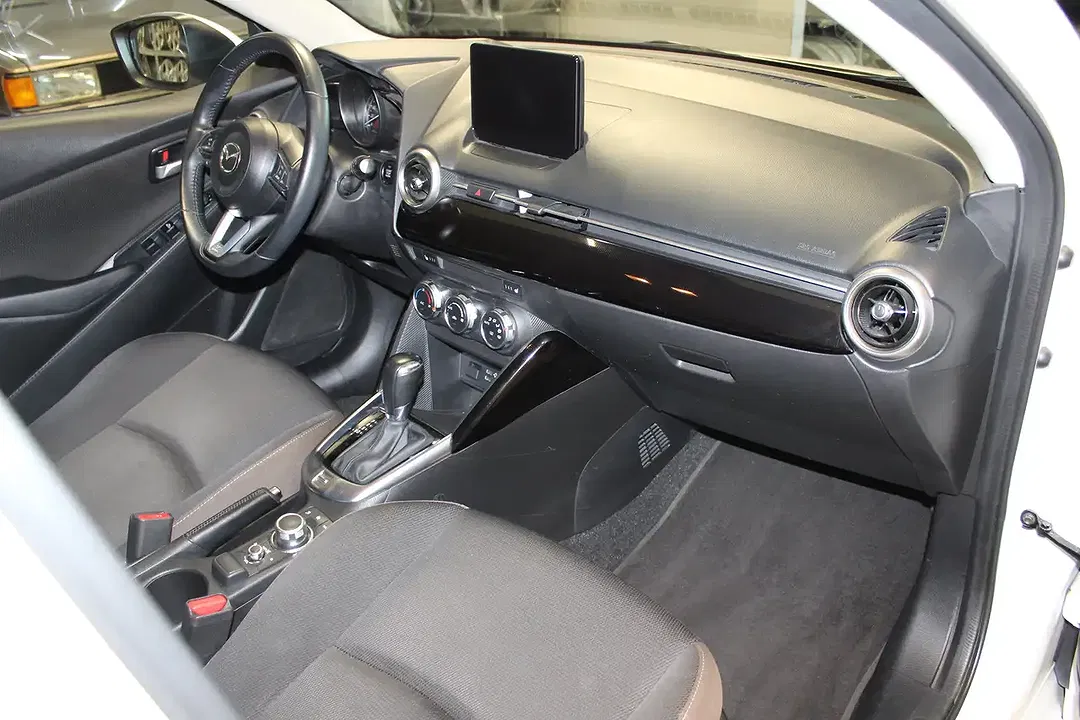 Mazda 2 AUT Exclusive-Line - Thumbnail 13