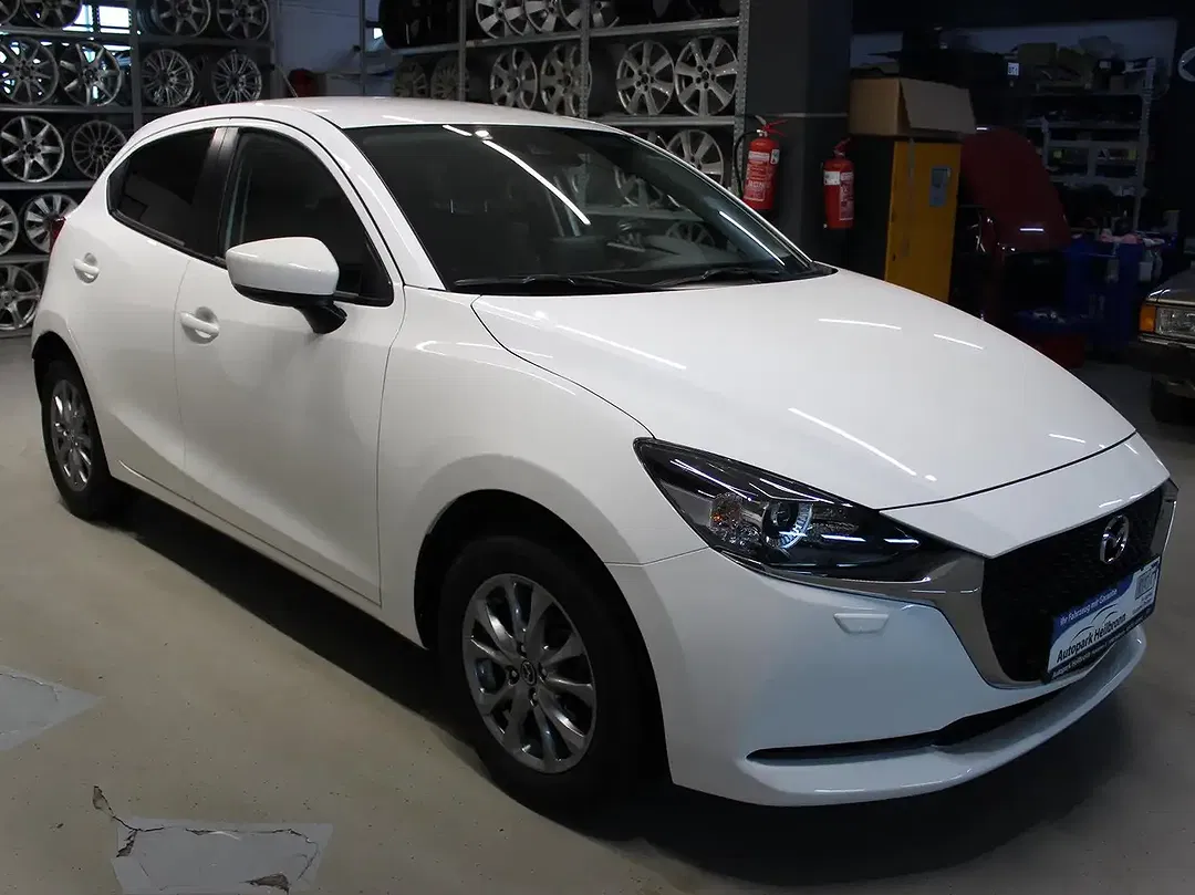 Mazda 2 AUT Exclusive-Line - Thumbnail 3