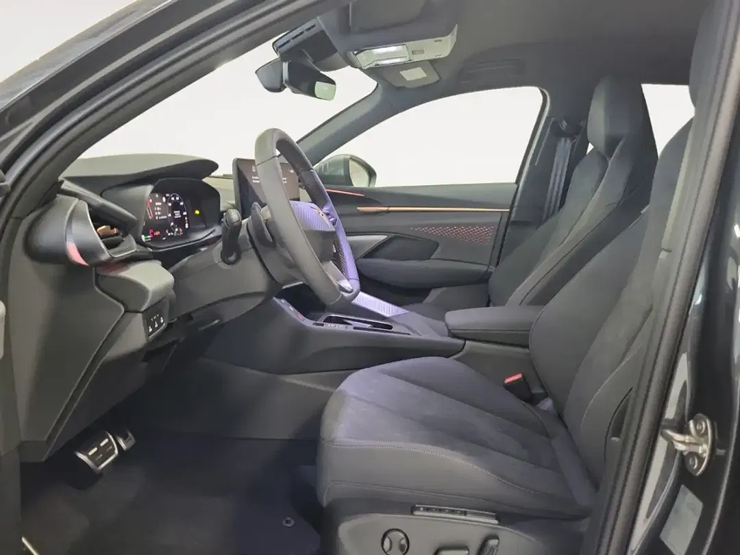 CUPRA Terramar PHEV VZ Matrix LED - Thumbnail 8