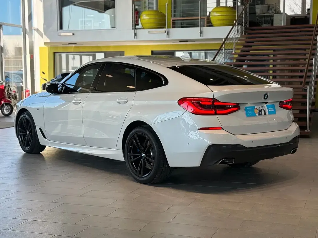 BMW 630 Gran Turismo M Sport - foto 2