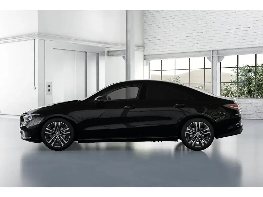 Mercedes-Benz CLA 180 Night - Thumbnail 2