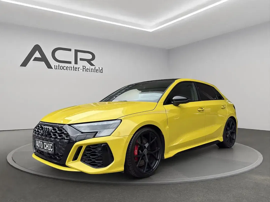 Audi RS3 2.5 TFSI quattro Matrix LED Sportback - Thumbnail 3