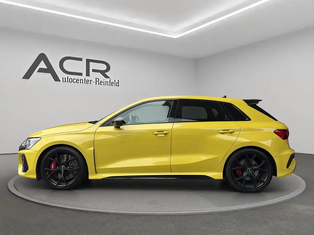 Audi RS3 2.5 TFSI quattro Matrix LED Sportback - Thumbnail 4