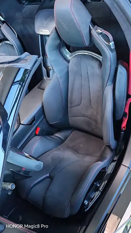 Corvette Z06 Z07 Coupe 3LZ - Thumbnail 9