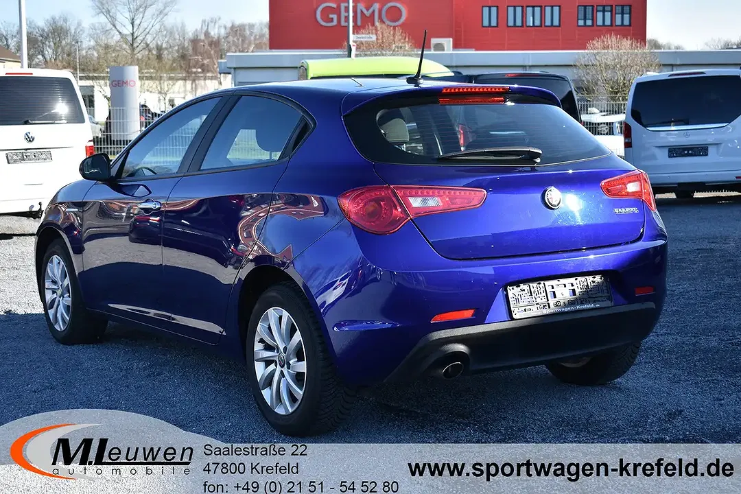 Alfa Romeo Giulietta 1.4 Turbo - Thumbnail 4