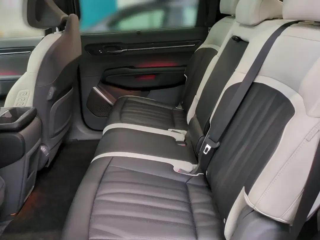 Kia EV9 4WD GT-Line Launch - Thumbnail 11