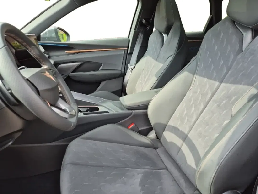 CUPRA Terramar 2.0 TSI DSG 4Drive VZ - Thumbnail 8