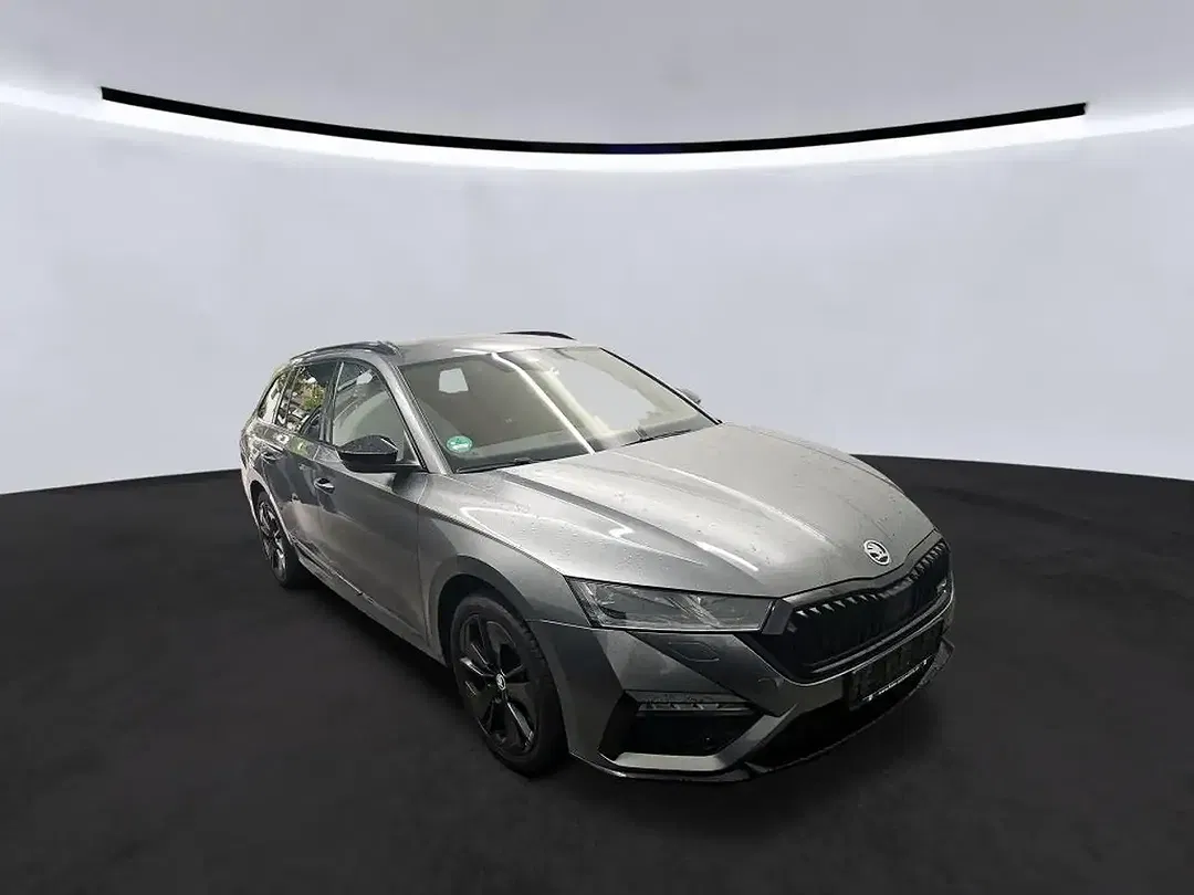 Skoda Octavia iV vRS Combi - Thumbnail 4
