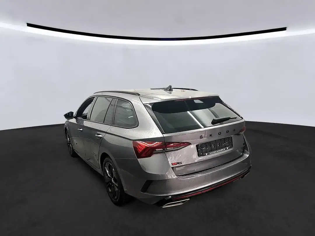 Skoda Octavia iV vRS Combi - Thumbnail 5