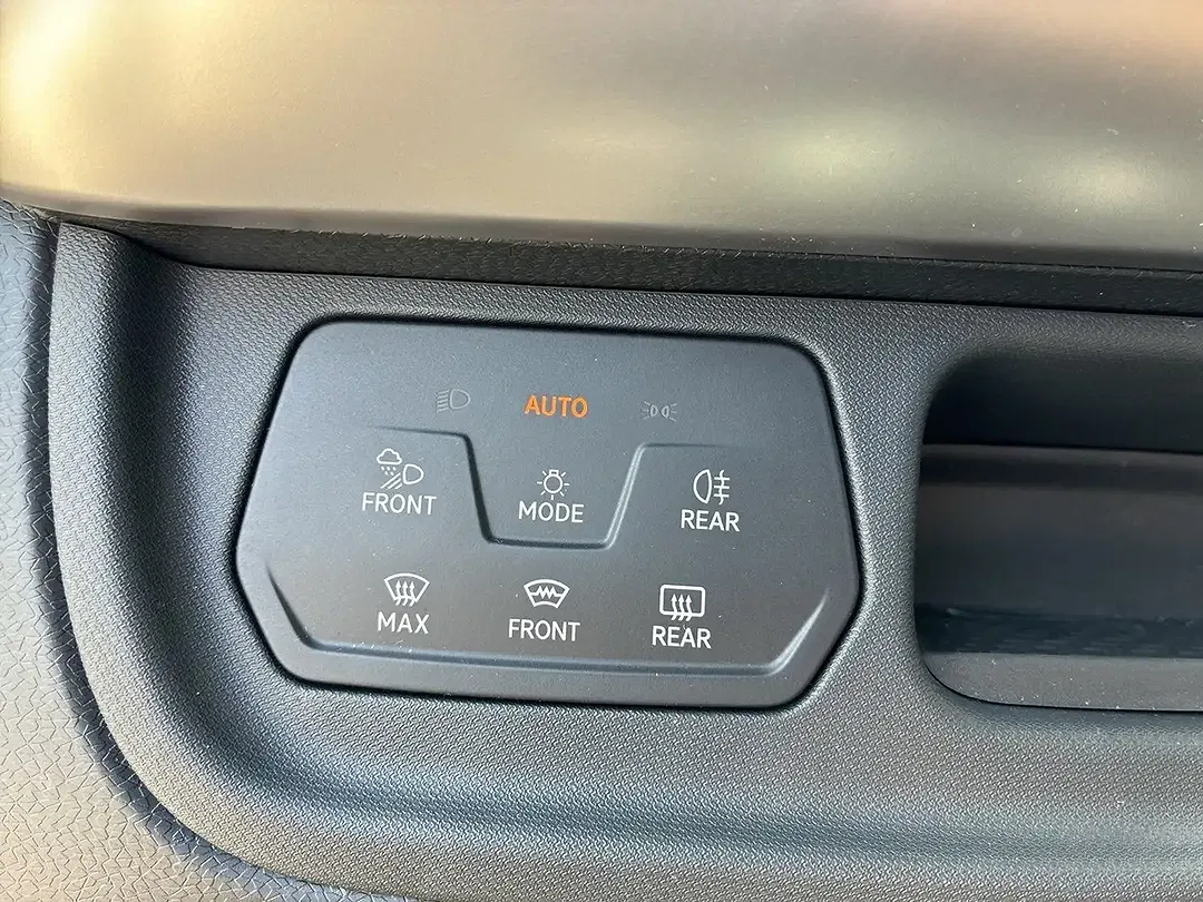 Volkswagen ID. Buzz 4Motion - Thumbnail 20