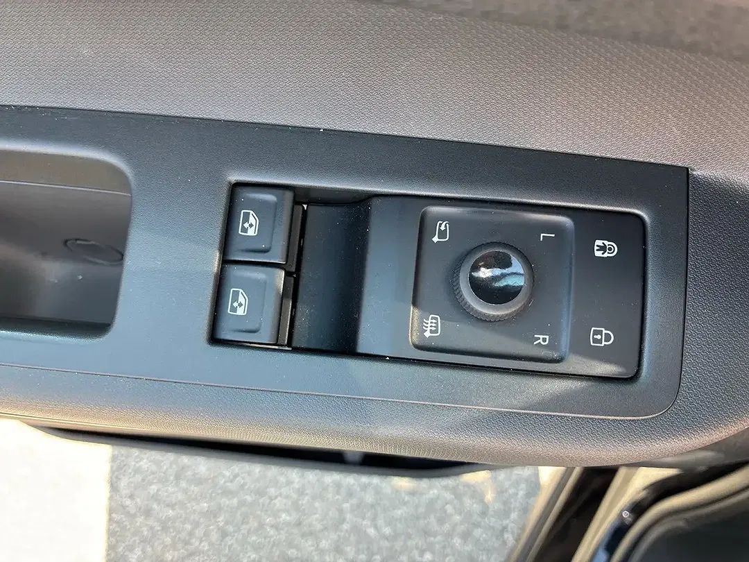 Volkswagen ID. Buzz 4Motion - Thumbnail 21