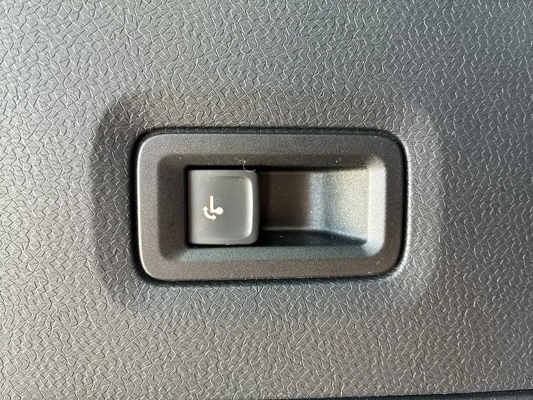 Volkswagen ID. Buzz 4Motion - Thumbnail 8