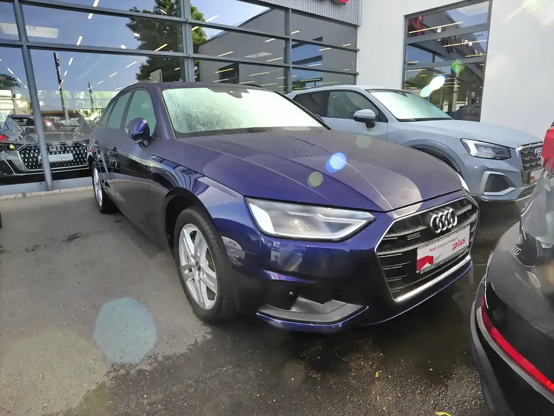 Audi A4 40 TDI S tronic quattro Avant - Thumbnail 1