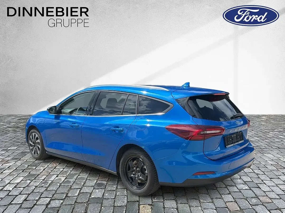 Ford Focus Titanium X - Thumbnail 2