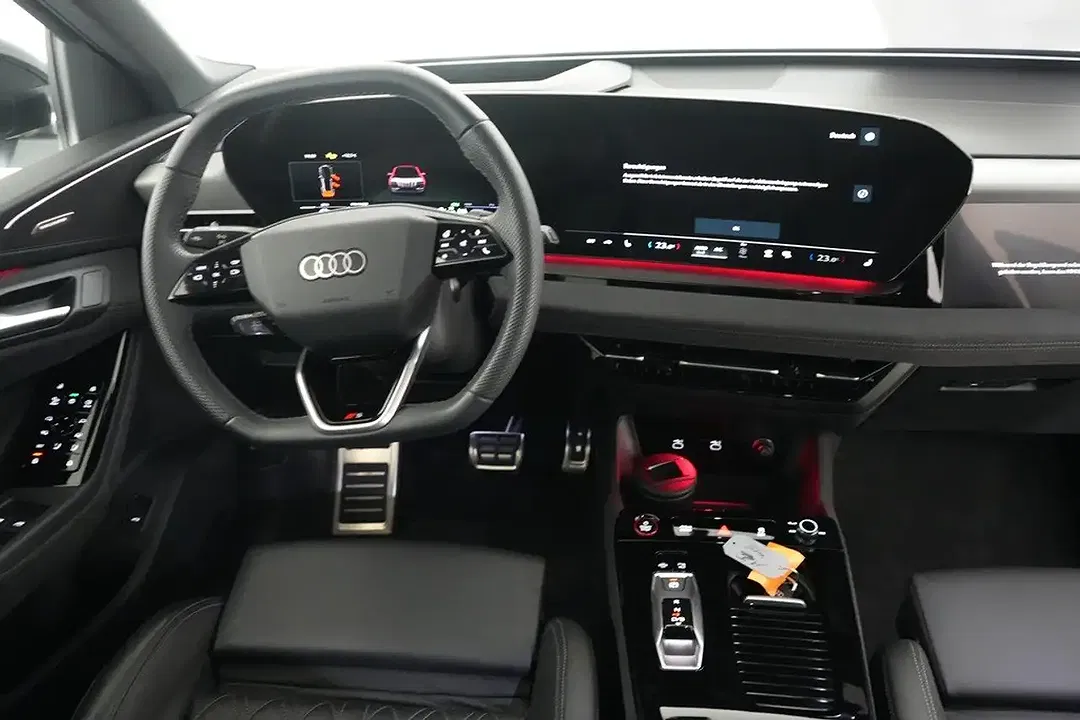 Audi SQ6 e-tron Matrix LED S line - Thumbnail 11